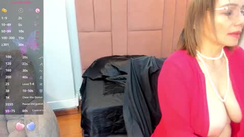 Jennie online show from March 25, 12:23 pm