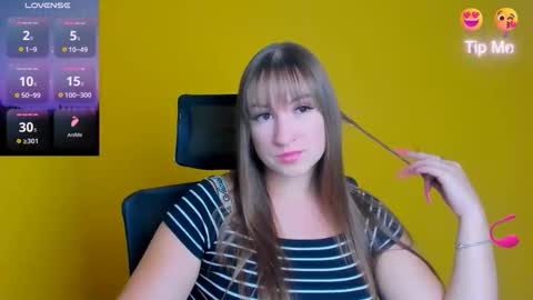 Jennifer online show from September 16, 11:23 am