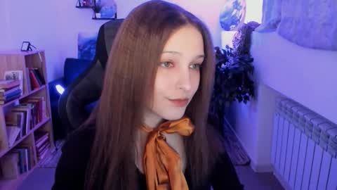 jenniferkiim online show from February 28, 8:51 am