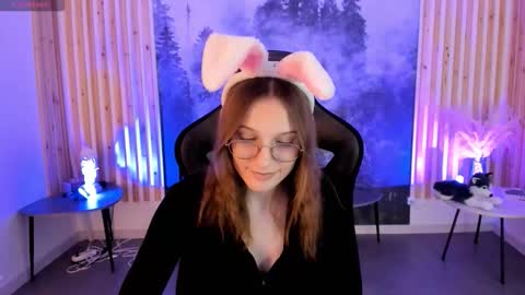 jenniferkiim online show from November 8, 1:58 pm