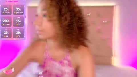 jenny__lawrence online show from March 3, 8:43 am