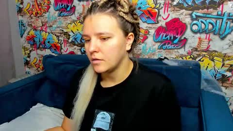 Jenny online show from November 1, 9:19 am