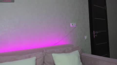 Jenny online show from October 20, 9:25 am