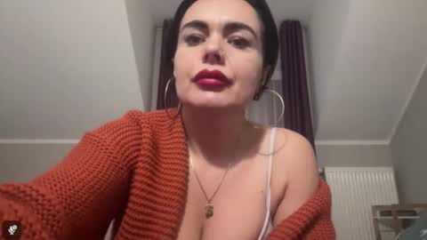 Jenny online show from December 3, 8:15 am