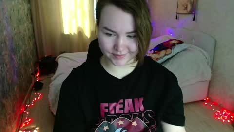 Jenny online show from April 18, 5:09 am