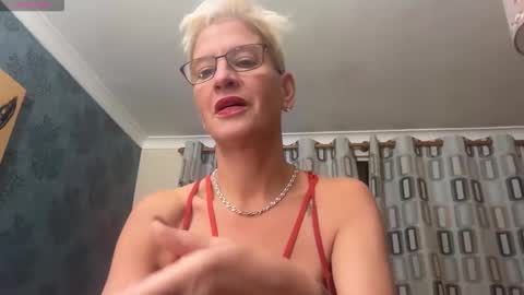 JennyHazel online show from October 26, 5:34 pm