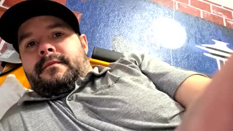 Lous online show from December 21, 9:43 pm