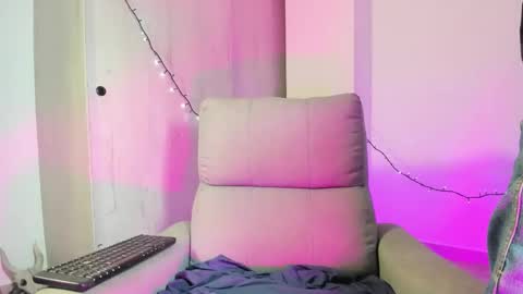 Angelo online show from December 2, 10:41 pm