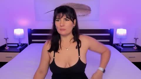 JESS online show from December 1, 10:52 pm