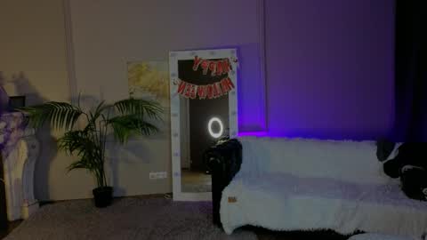 jes_solar online show from October 19, 9:08 pm