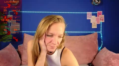 jesica_moon_peachy online show from September 25, 2:07 am