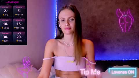 Jess online show from October 9, 8:25 pm