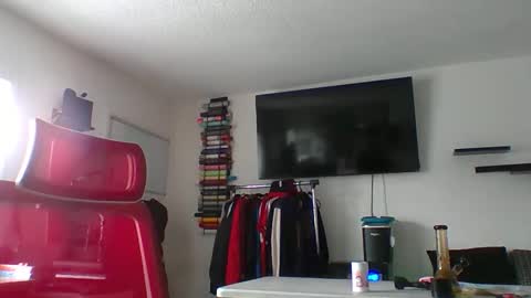 Hungjessy online show from March 23, 4:12 pm