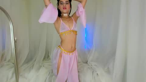 Snapshot of jessi_powel chatting on March 11, 7:47 pm Jess online show from March 11, 7:47 pm