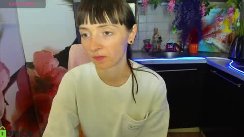 jessicaforris online show from April 17, 7:22 am