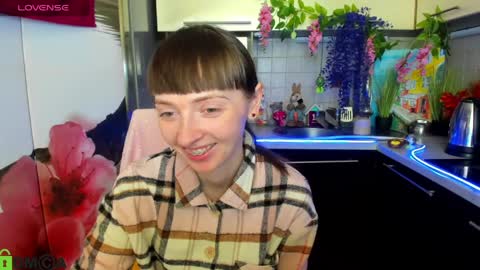 jessicaforris online show from April 8, 7:22 am