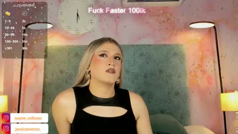 JESSI AND NAOMI online show from October 18, 10:25 pm