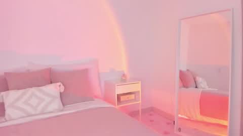 Snapshot of jessie_garcia chatting on October 18, 3:54 am IG GARCIA 28391 online show from October 18, 3:54 am