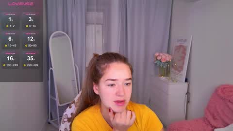 Jessi online show from December 3, 2:07 pm