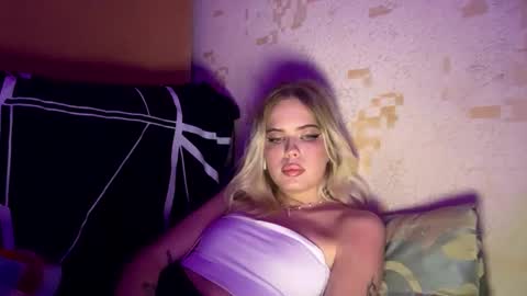 jessika_evans online show from November 12, 4:42 pm