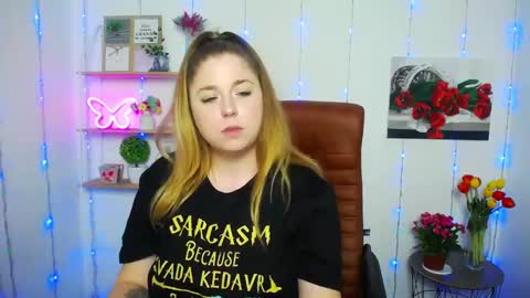 Jess online show from March 12, 10:16 am