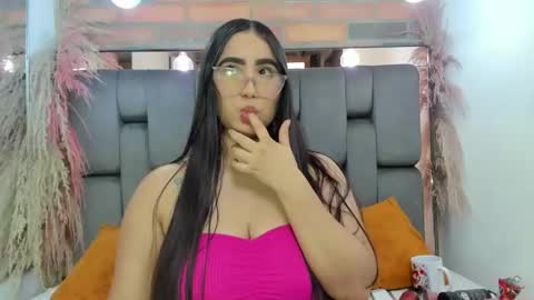 JESSY CORTES online show from March 27, 8:26 am