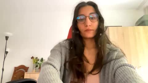 Snapshot of jettycuteeva chatting on November 1, 1:10 pm Eva online show from November 1, 1:10 pm