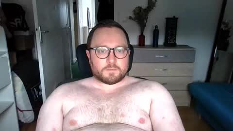 jeuneloup92 online show from November 15, 9:22 am