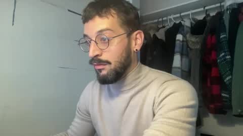 JEUNEMEK007 online show from March 16, 1:26 pm