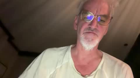 jewlronny online show from April 4, 10:39 pm