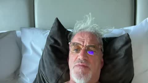 jewlronny online show from April 1, 12:50 pm