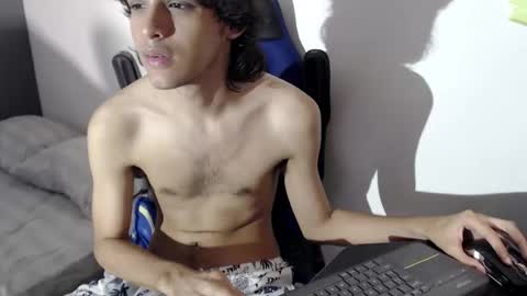 jey_foxx online show from March 23, 8:25 pm