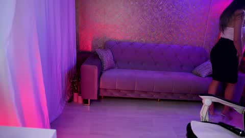 Snapshot of jeyssy69 chatting on January 29, 5:51 am Jeyssy also Andra  online show from January 29, 5:51 am