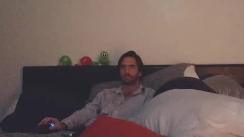 FoxHunter1 online show from November 14, 6:10 pm