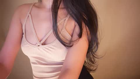 Jhaanvi online show from December 19, 10:21 pm