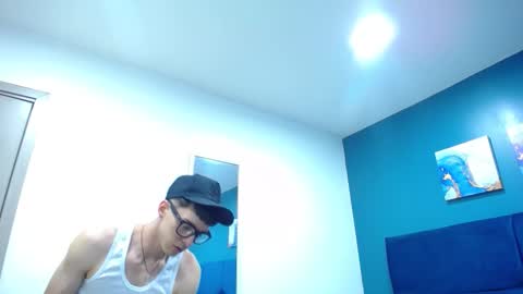 Jheampiero online show from September 29, 2:49 pm