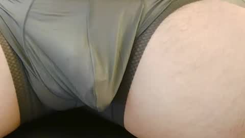 Snapshot of jherm485334 chatting on January 19, 4:33 am jherm485334 online show from January 19, 4:33 am