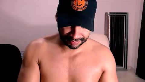 En moreno online show from November 9, 3:32 am