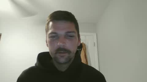 jholls online show from February 10, 11:13 pm