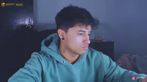 Snapshot of jhon_mendoza_ chatting on October 22, 3:24 pm jhon_mendoza_ online show from October 22, 3:24 pm