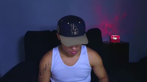 Snapshot of jhon_mendoza_ chatting on October 17, 8:40 am jhon_mendoza_ online show from October 17, 8:40 am