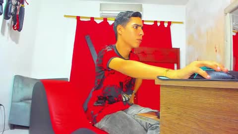 Jhonny online show from January 29, 2:51 am