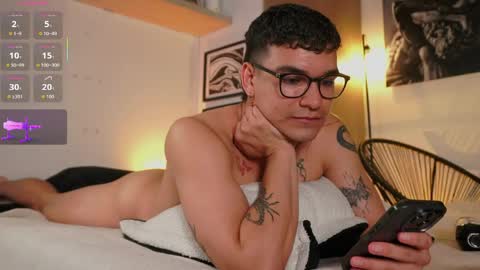 Jhonny  online show from April 11, 7:45 am