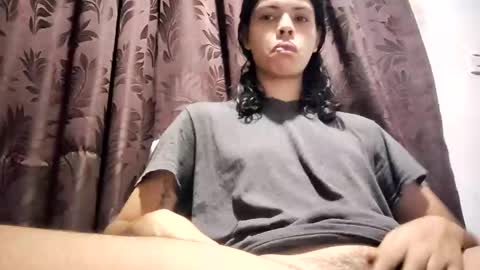 Snapshot of jhony_fucker chatting on January 10, 9:23 am jhony_fucker online show from January 10, 9:23 am