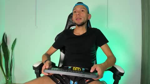 Jhors online show from October 12, 11:39 pm