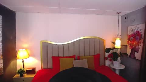 jhos online show from January 12, 1:18 pm