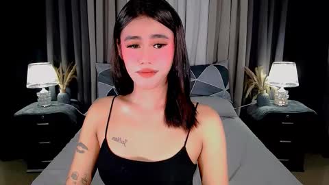 Snapshot of jhuliana_and_charles_room chatting on September 27, 4:32 am jhuliana_and_charles_room online show from September 27, 4:32 am