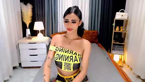 julie online show from February 19, 4:55 am