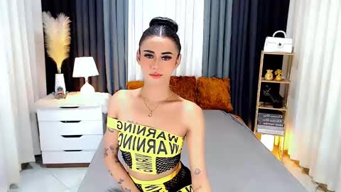 julie online show from February 21, 4:40 am