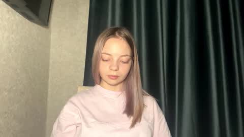 Steff online show from December 16, 5:19 pm